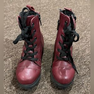 Origins maroon combat girls 9.5 boots shoes rain snow high top EUC